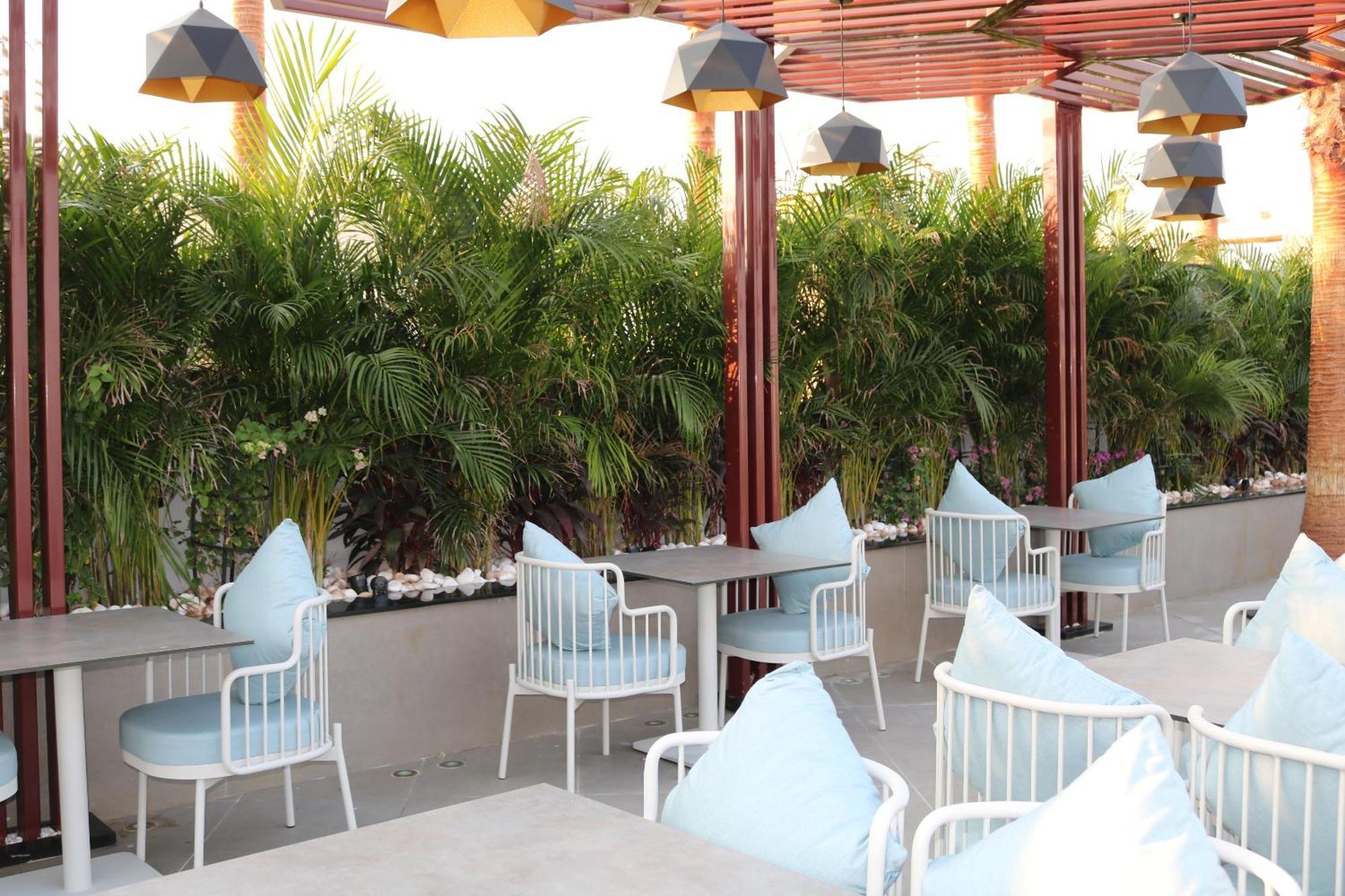 Palma Beach Resort&Spa Umm al-Qaiwain Exterior foto
